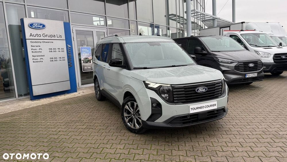 Ford Tourneo Courier - 2