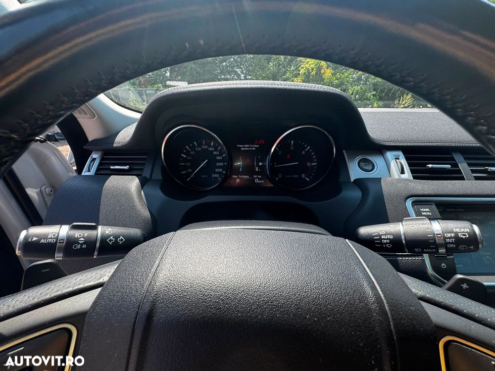 Land Rover Range Rover Evoque - 12