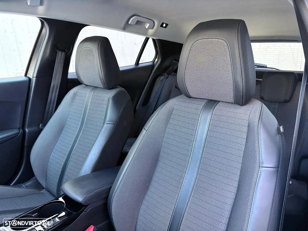Peugeot 2008 1.2 PureTech Allure - 31