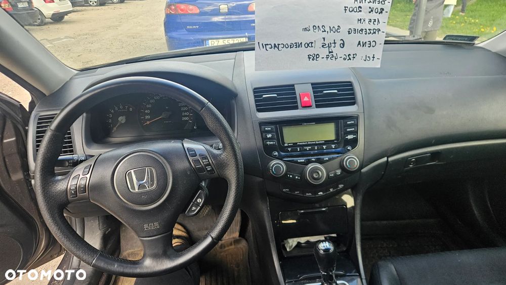 Honda Accord 2.0 Executive - 9