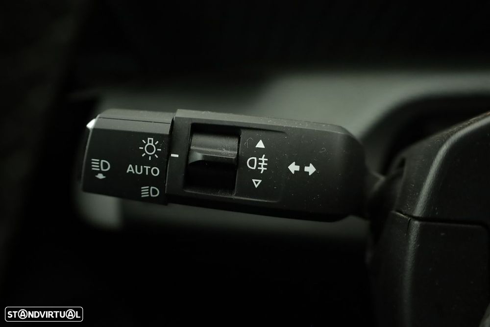 Citroën e-C3 44 kWh Autonomia Conforto Max - 17