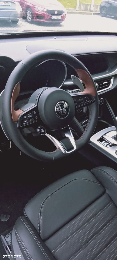 Alfa Romeo Stelvio 2.2 JTDM Intensa Q4 - 16
