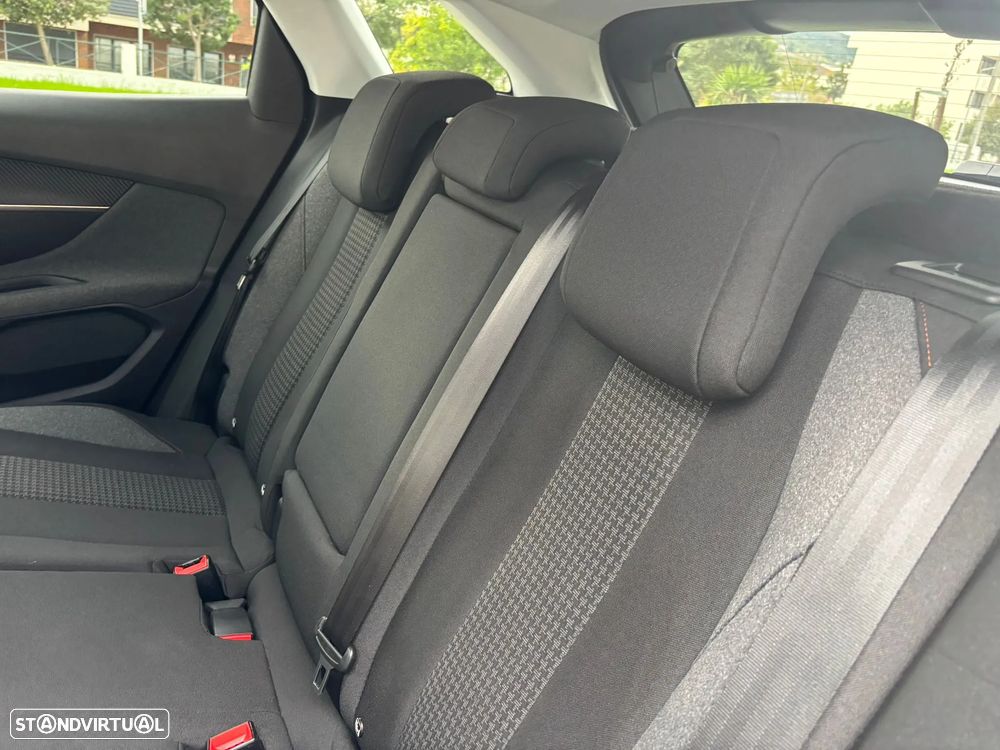 Peugeot 3008 1.5 BlueHDi Active Pack - 49