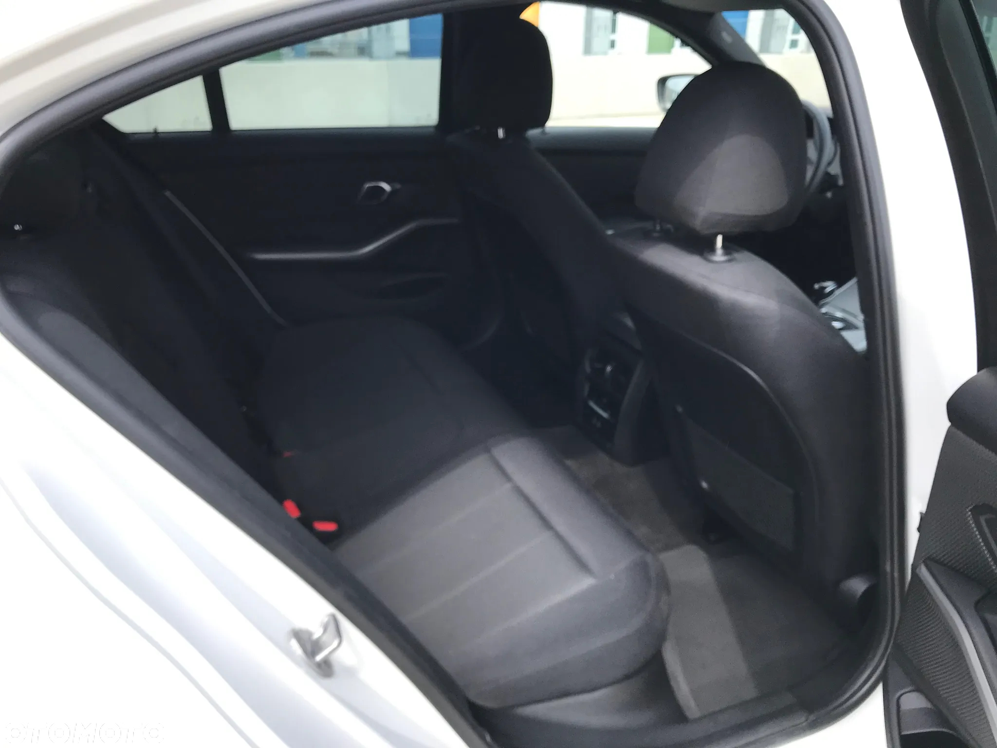 BMW Seria 3 320i xDrive Advantage sport - 23