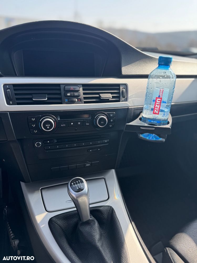 BMW Seria 3 320d - 17