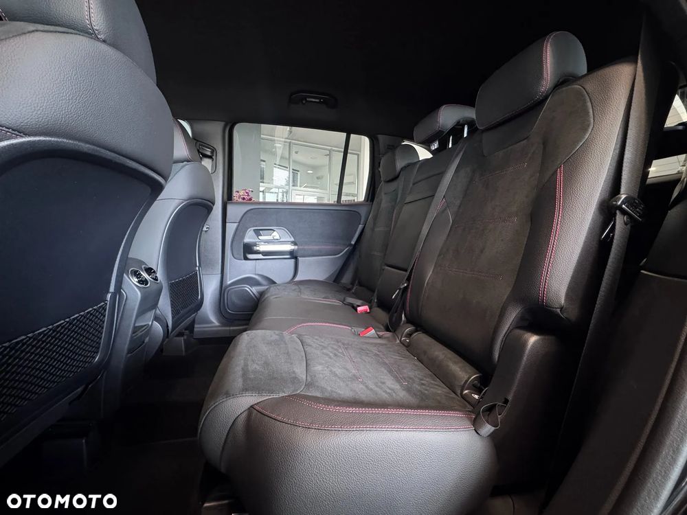 Mercedes-Benz GLB 200 AMG Line 7G-DCT - 6
