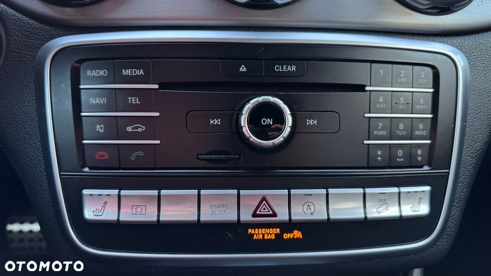Mercedes-Benz GLA 200 (CDI) d 4Matic 7G-DCT AMG Line - 14