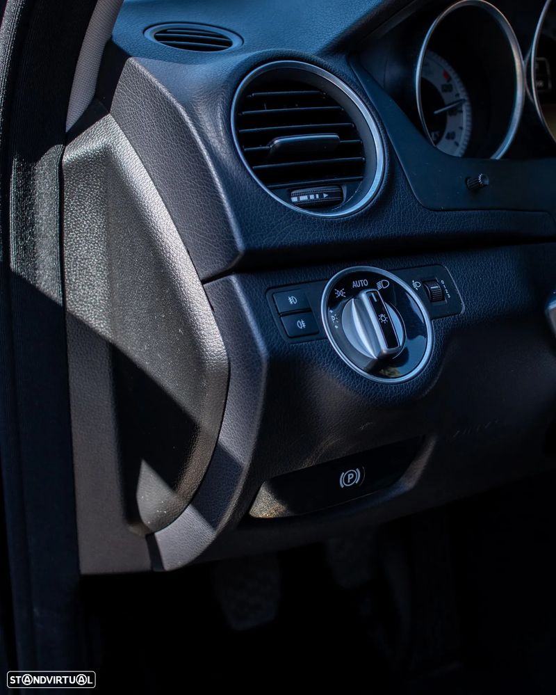 Mercedes-Benz C 220 CDI Avantgarde DPF - 11