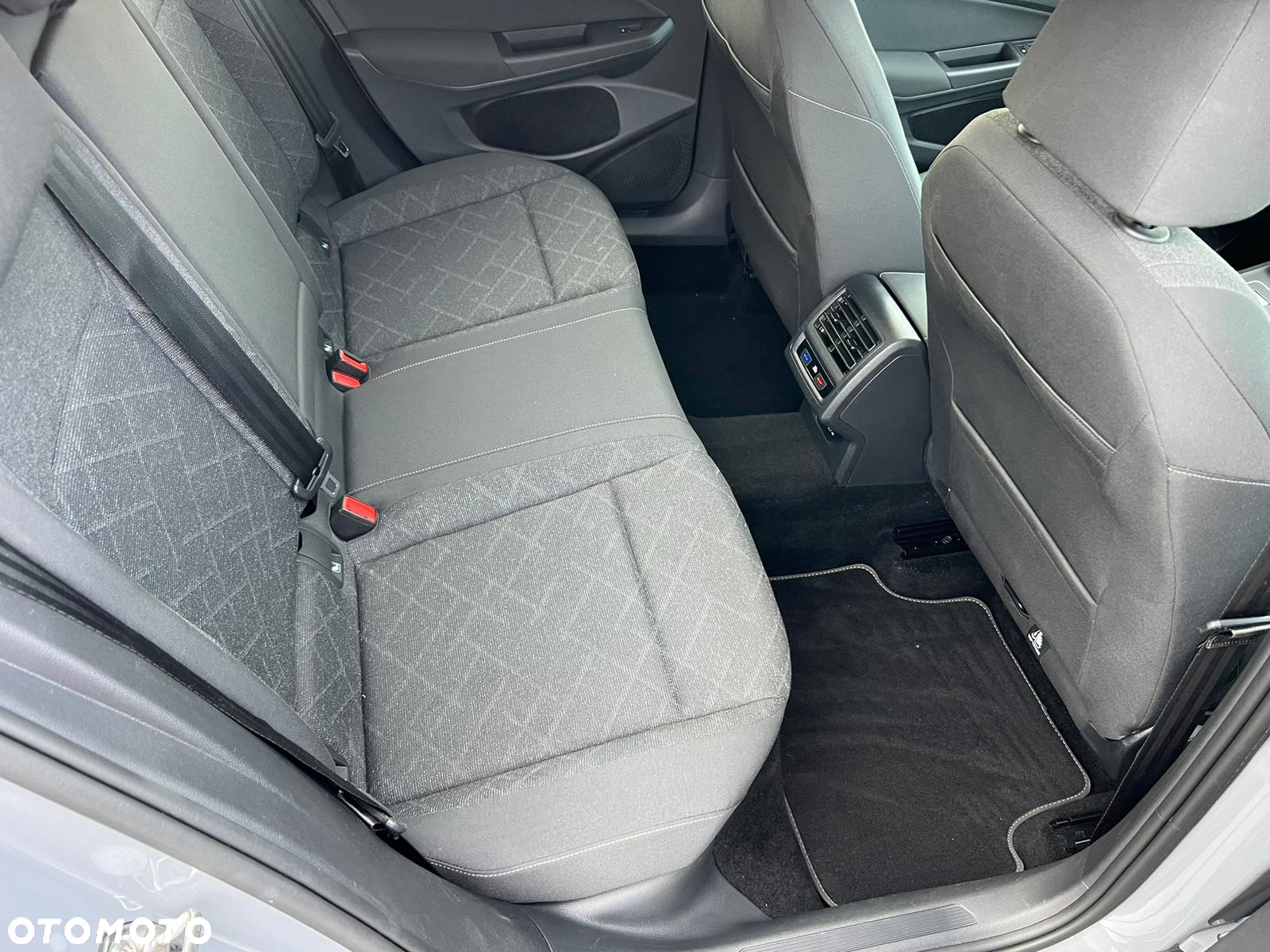 Volkswagen Golf 2.0 TDI SCR DSG Style - 13