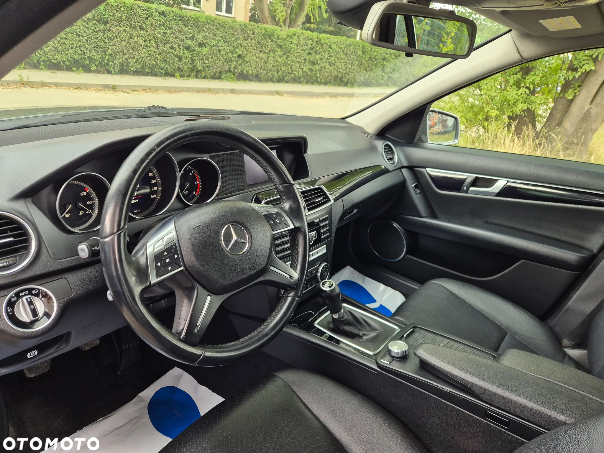 Mercedes-Benz Klasa C 200 CDI BlueEff Avantgarde - 15