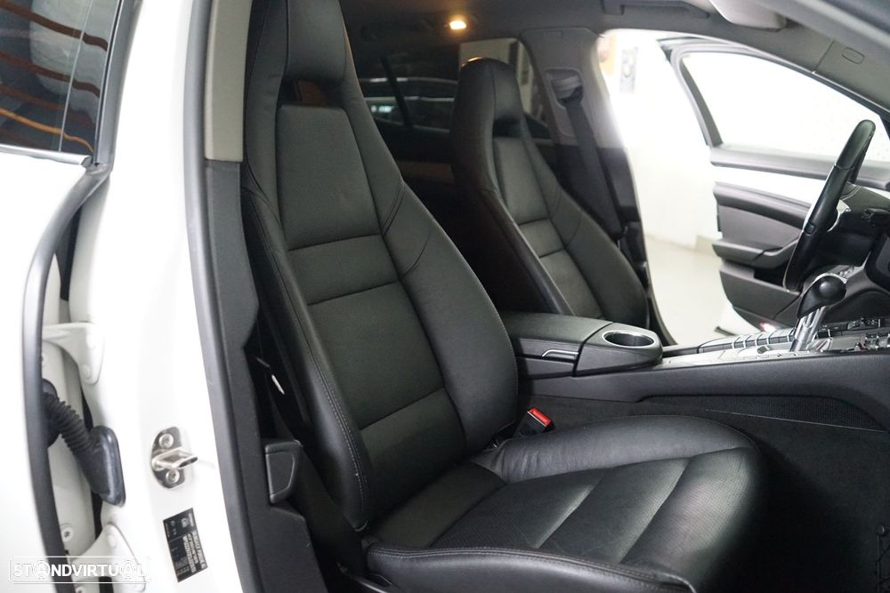 Porsche Panamera Platinum Edition - 42