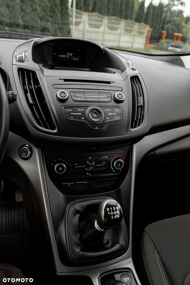 Ford Kuga 1.5 EcoBoost 2x4 Individual - 20