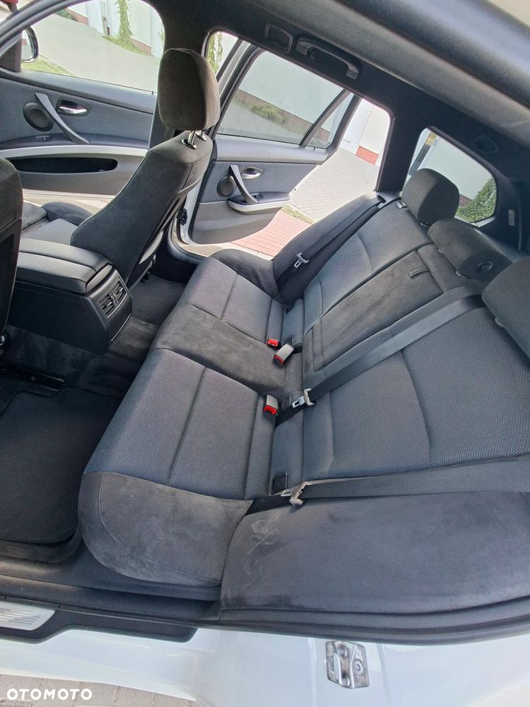 BMW Seria 3 318d M Sport EU6 - 19
