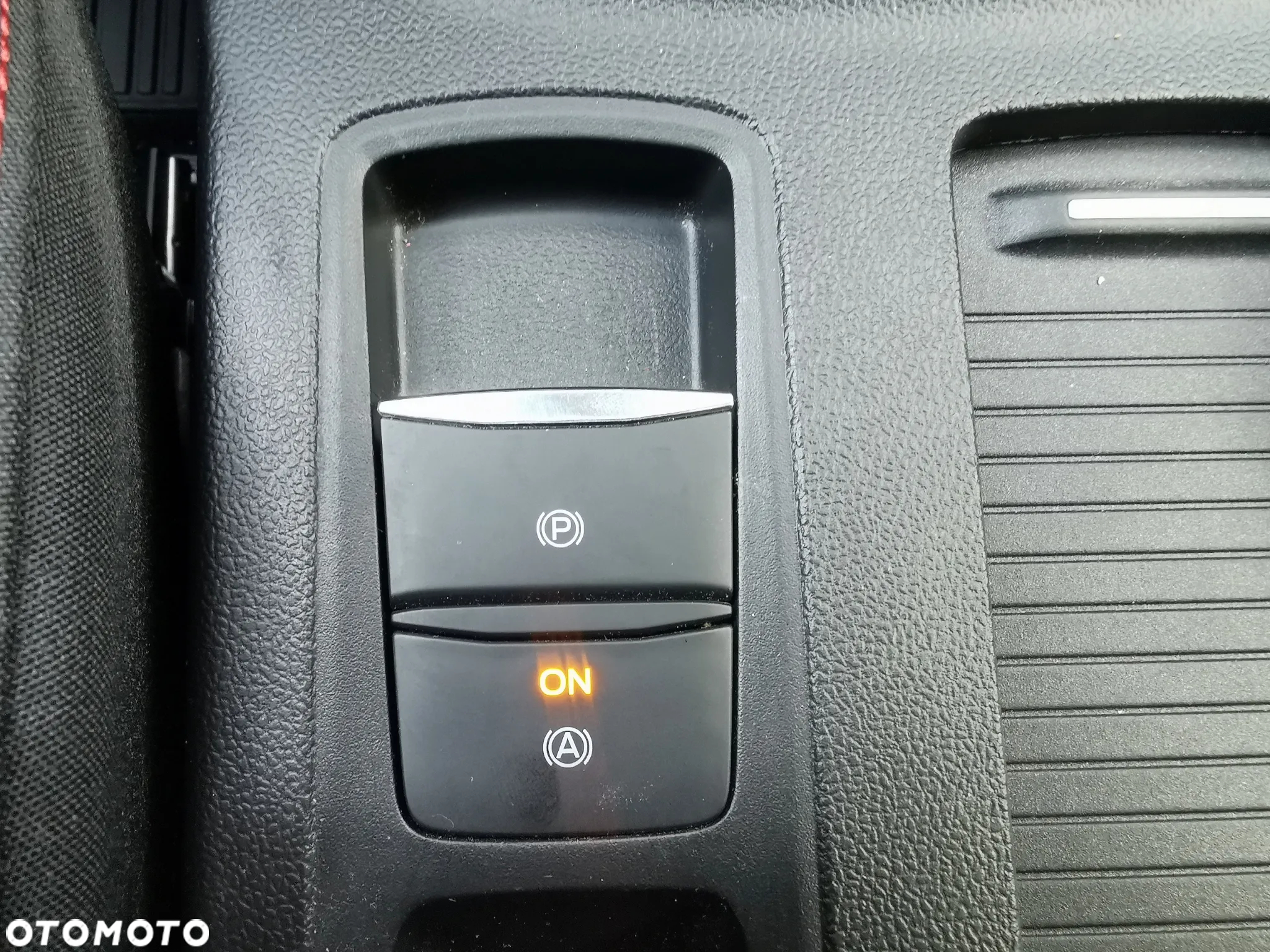 Ford Focus 1.0 EcoBoost mHEV ST-Line X - 23