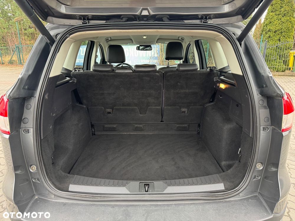 Ford Kuga 2.0 TDCi 4x4 Titanium - 21