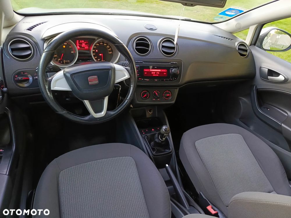 Seat Ibiza 1.4 16V Style - 27