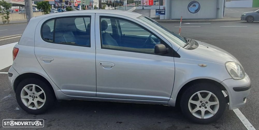 Toyota Yaris - 3