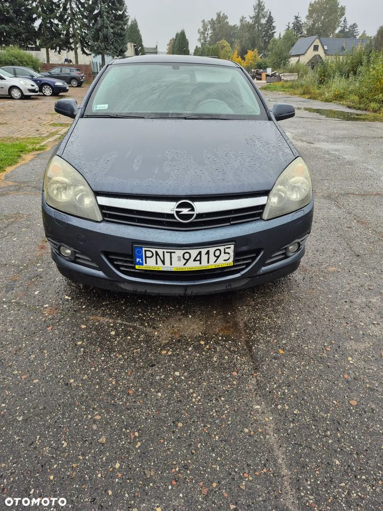 Opel Astra III GTC 1.8 Sport - 4