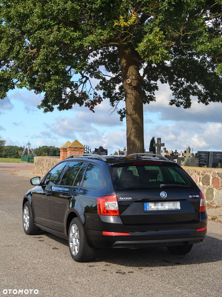 Skoda Octavia 1.6 TDI SCR Ambition DSG - 4