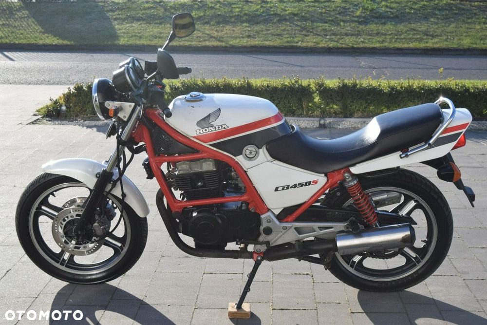 Honda CB - 11