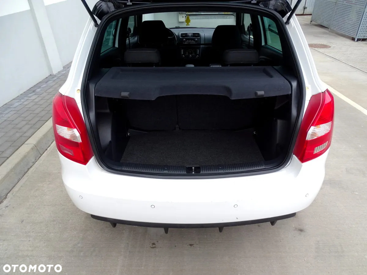 Skoda Fabia 1.4 TSI DSG RS - 15