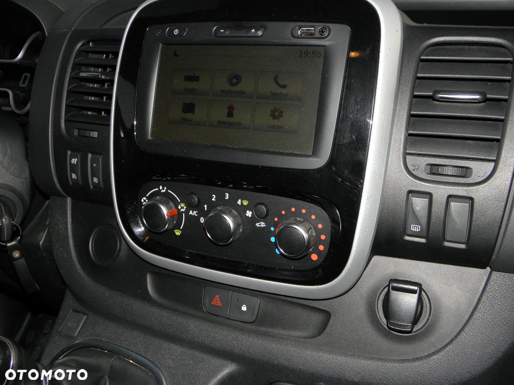 Renault TRAFIC - 12
