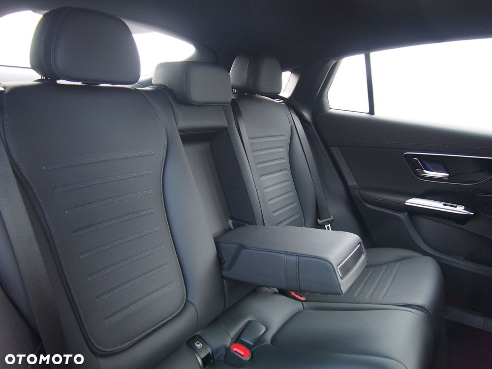 Mercedes-Benz GLC 220 d mHEV 4-Matic AMG Line - 10