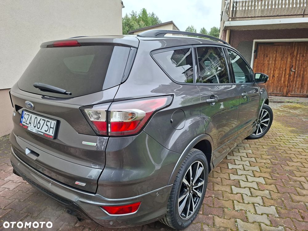 Ford Kuga 1.5 EcoBoost 2x4 ST-Line - 15