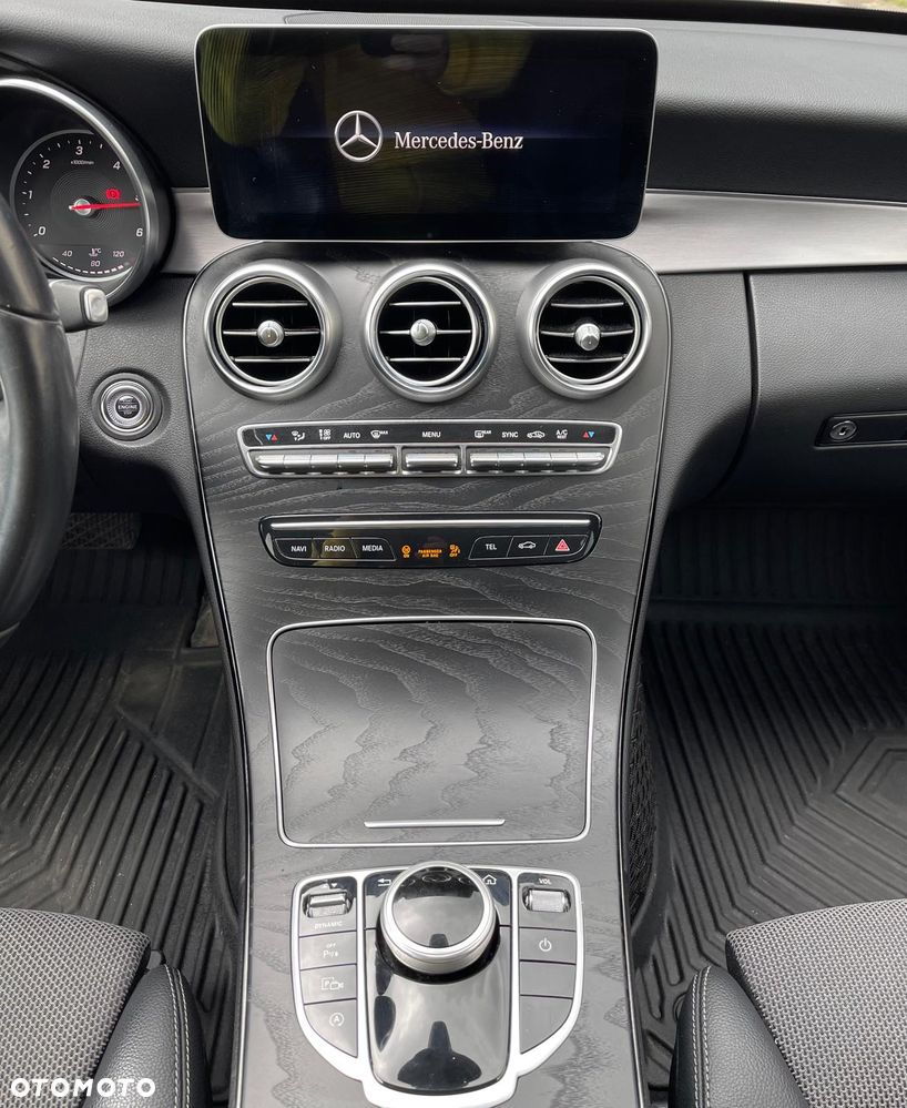 Mercedes-Benz Klasa C 220 d 9G-TRONIC - 8