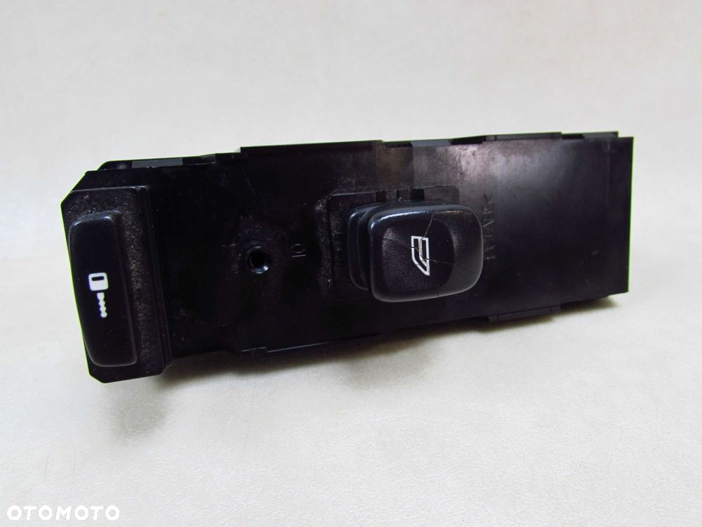 VOLVO S60 V70 XC70 XC90 PANEL PRZELACZNIK SZYB 30737519 - 2