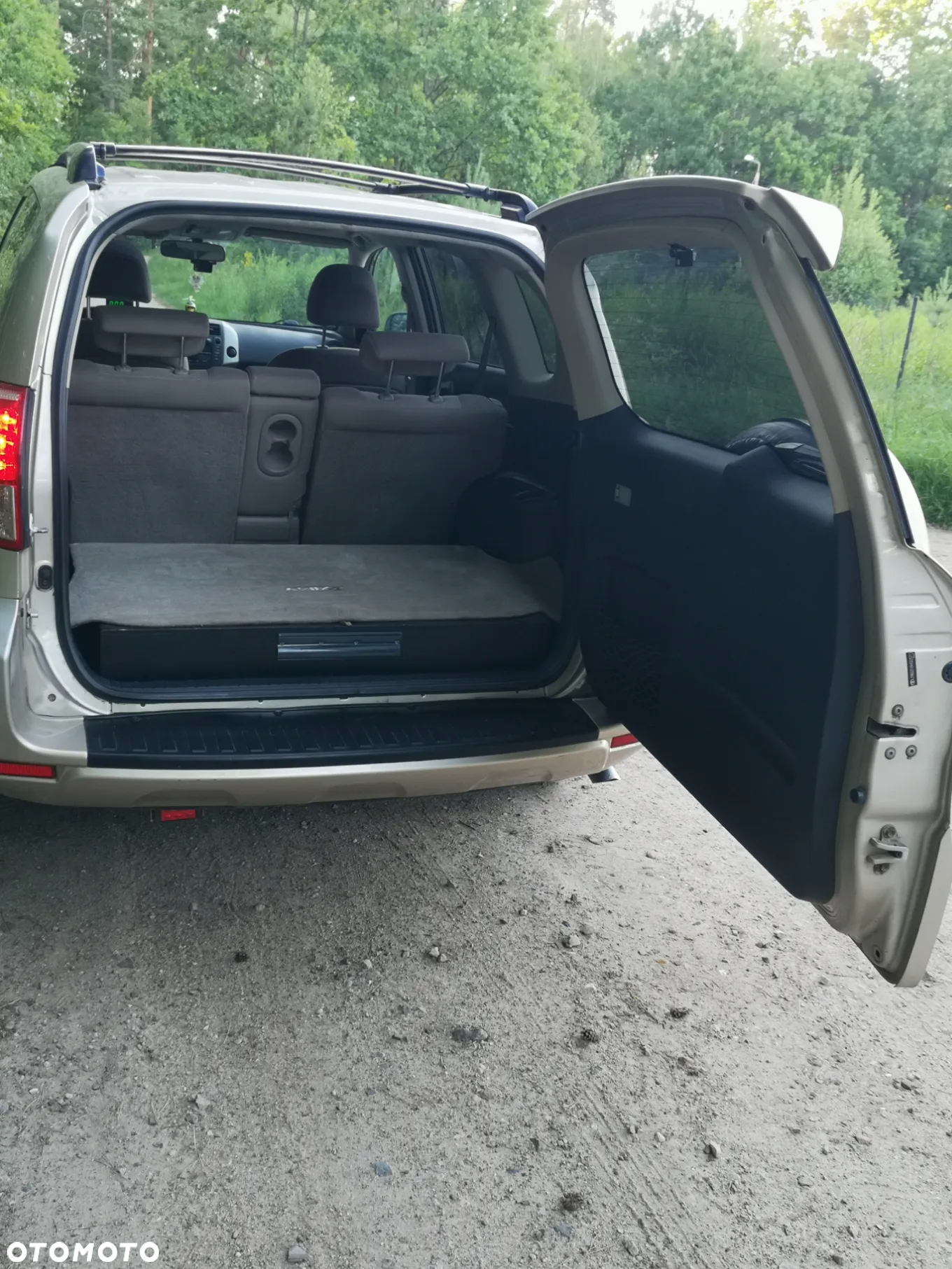 Toyota RAV4 - 12