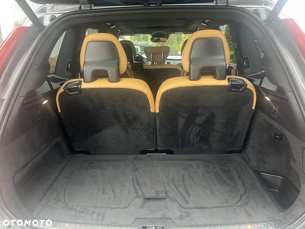 Volvo XC 90 - 17