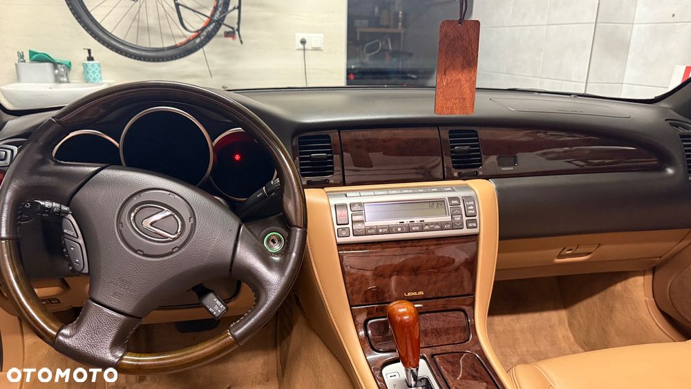 Lexus SC Prestige - 27