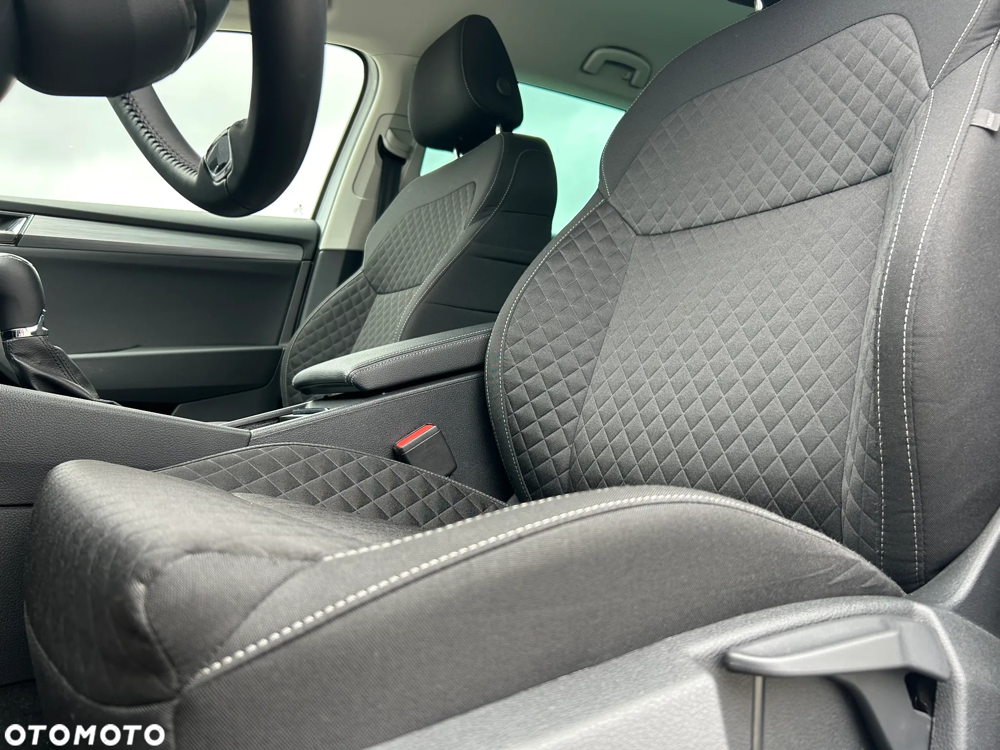 Skoda Superb 1.5 TSI Ambition DSG - 19