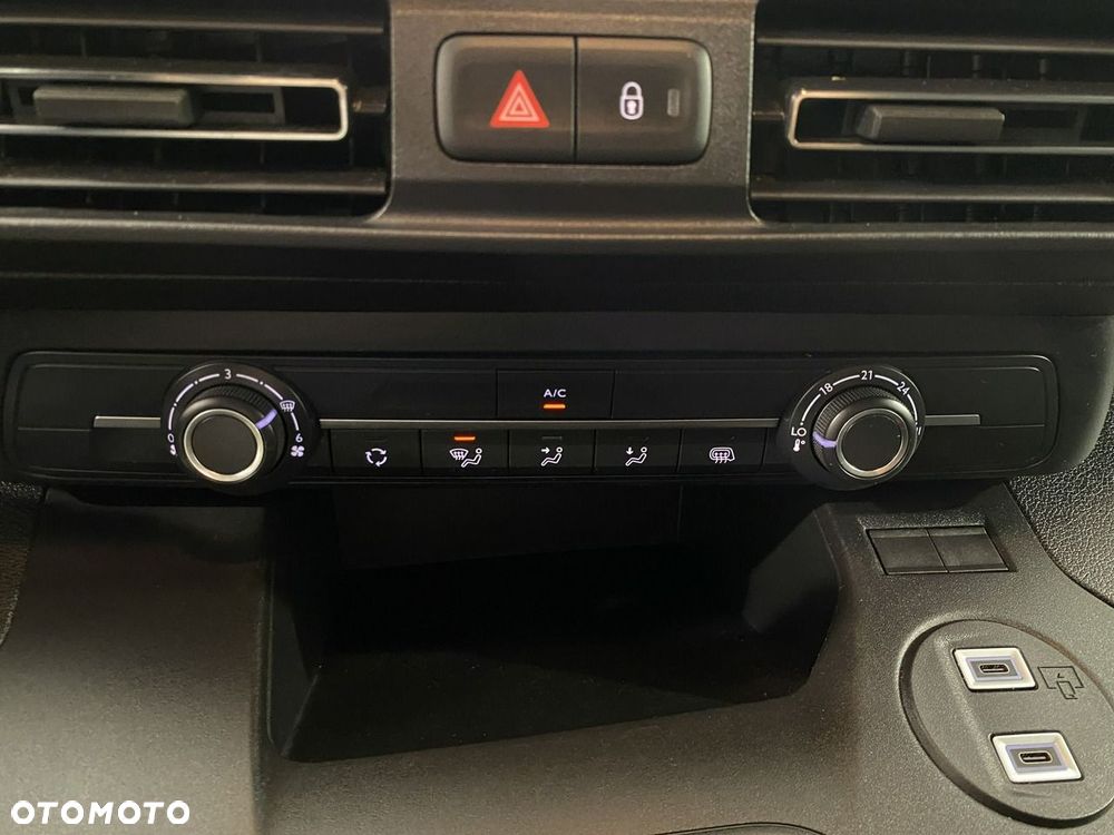 Toyota Proace City - 22