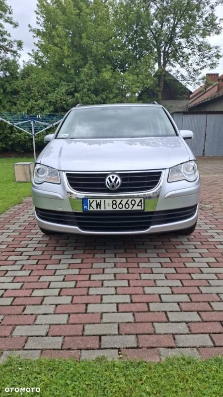 Volkswagen Touran 1.6 Trendline - 4