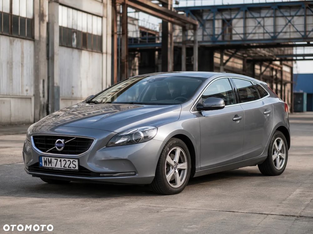 Volvo V40 D2 Powershift - 1