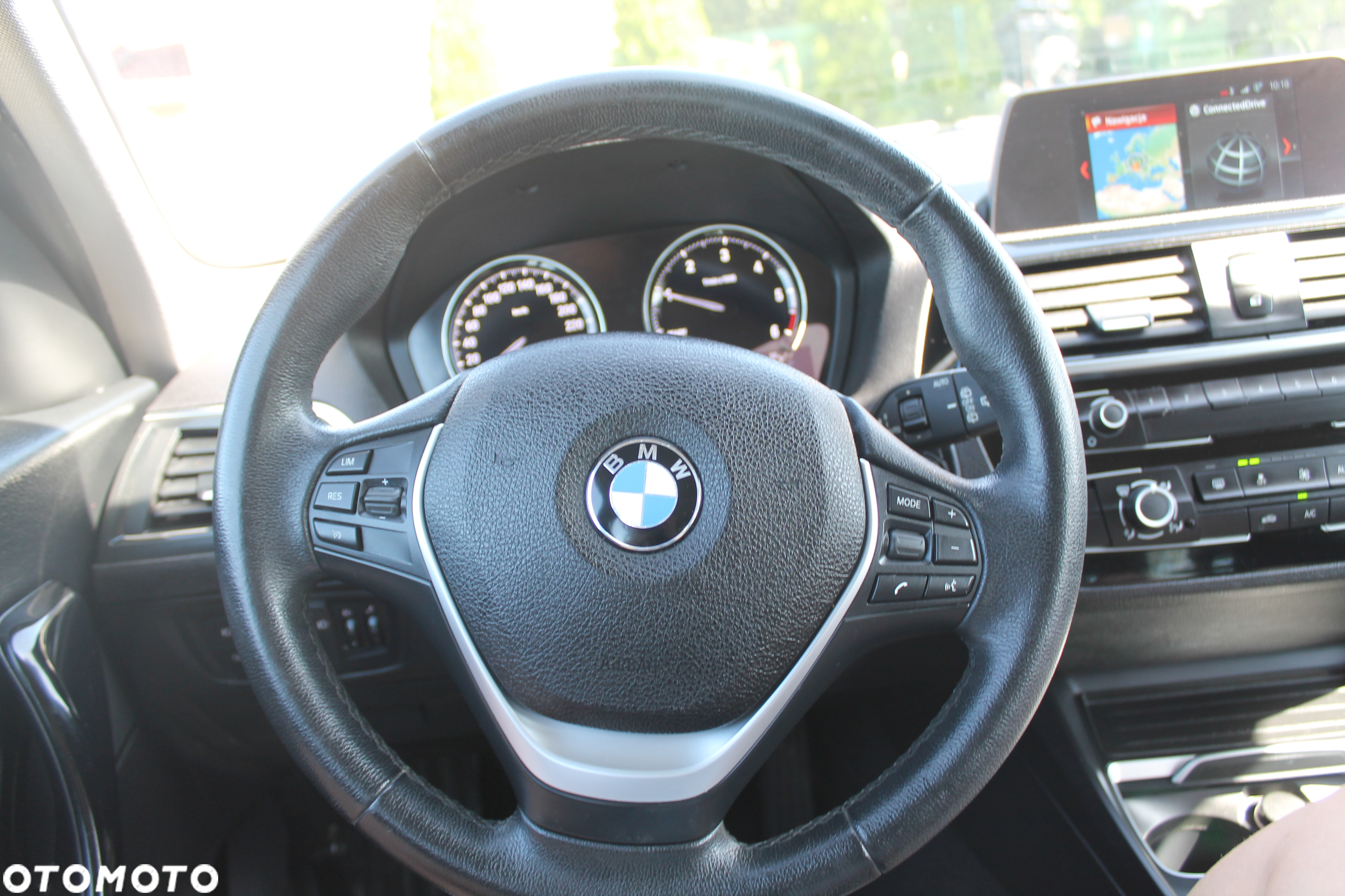 BMW Seria 1 116d - 19