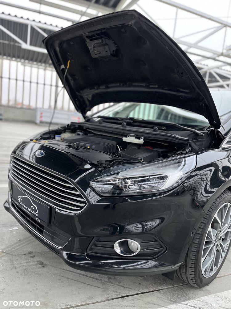 Ford S-Max 2.0 TDCi Titanium PowerShift - 31