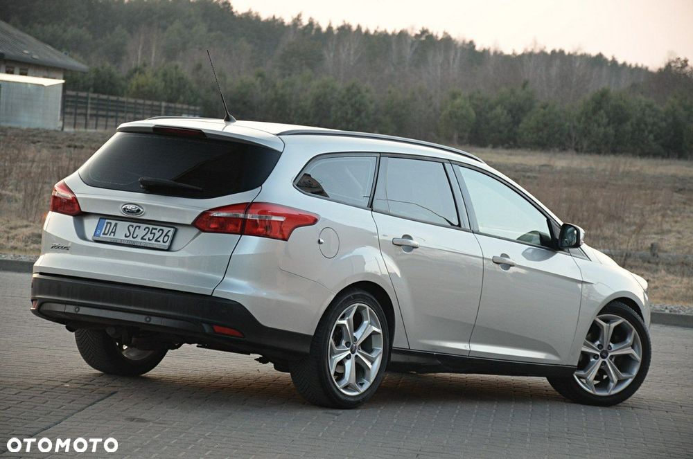 Ford Focus - 10