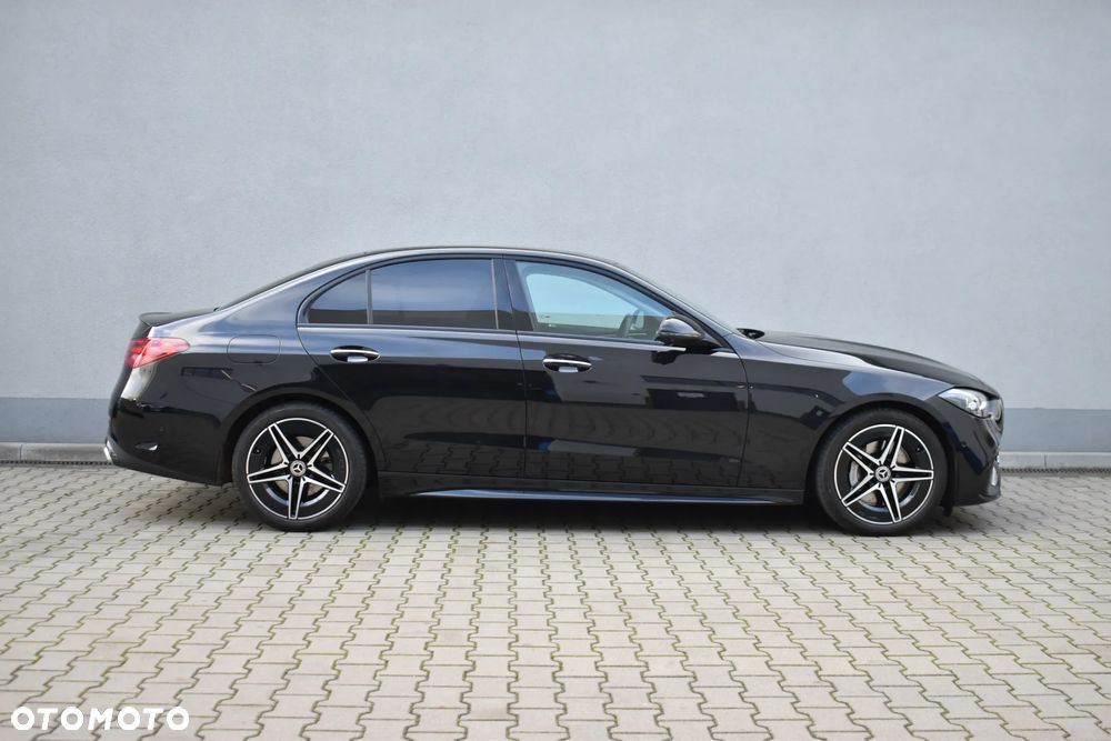 Mercedes-Benz Klasa C 180 9G-TRONIC AMG Line - 6