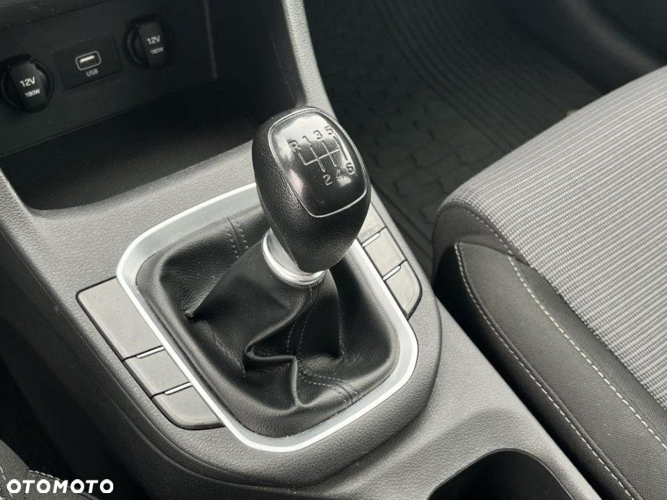 Hyundai i30 - 16