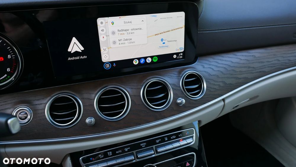 Mercedes-Benz Klasa E 300 de 9G-TRONIC Exclusive - 16