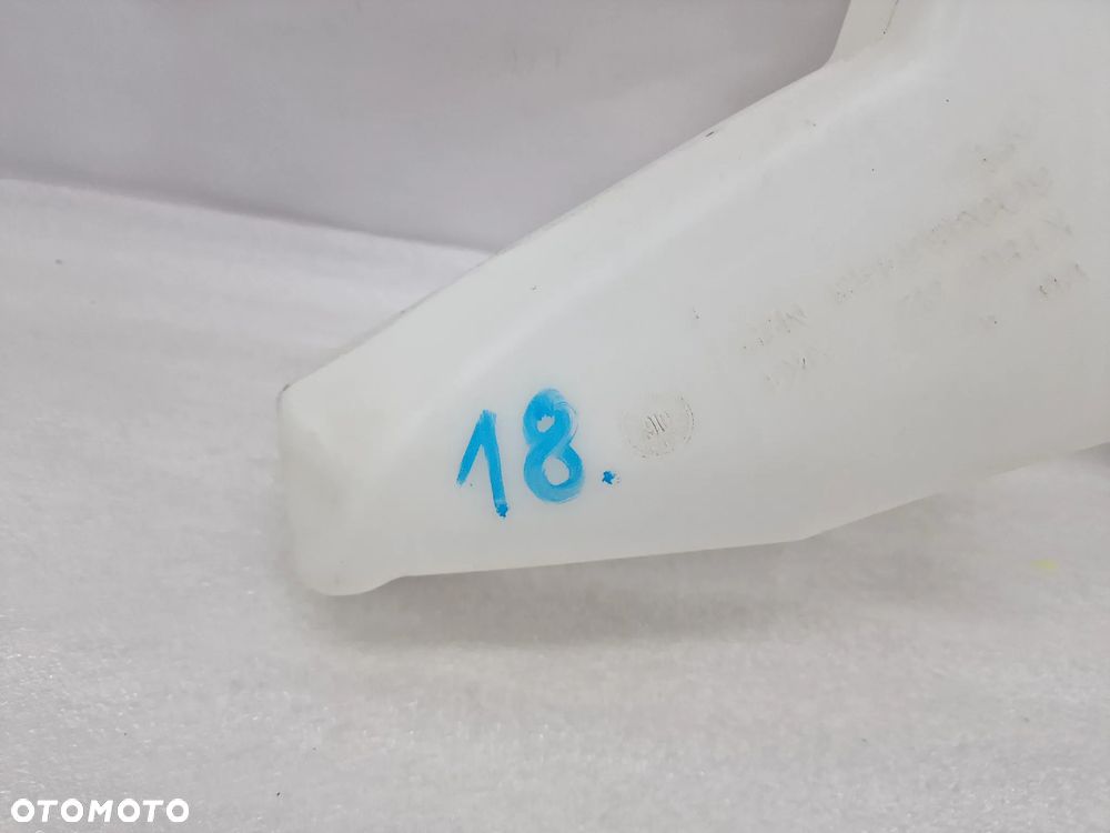 SKODA FABIA I II / SEAT IBIZA 3 III / VW POLO IV 02- ZBIORNICZEK SPRYSKIWACZY , NR 6Q0955453 , NR AUKCJI ZS18 - 6