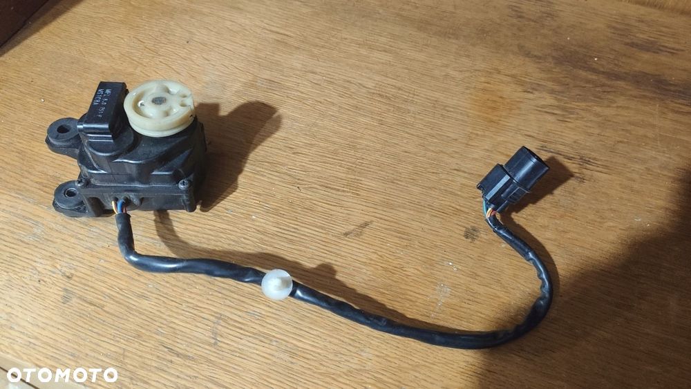 EU SILNICZEK WYDECHU EXUP HONDA CBR 1000 RR SC59 - 1