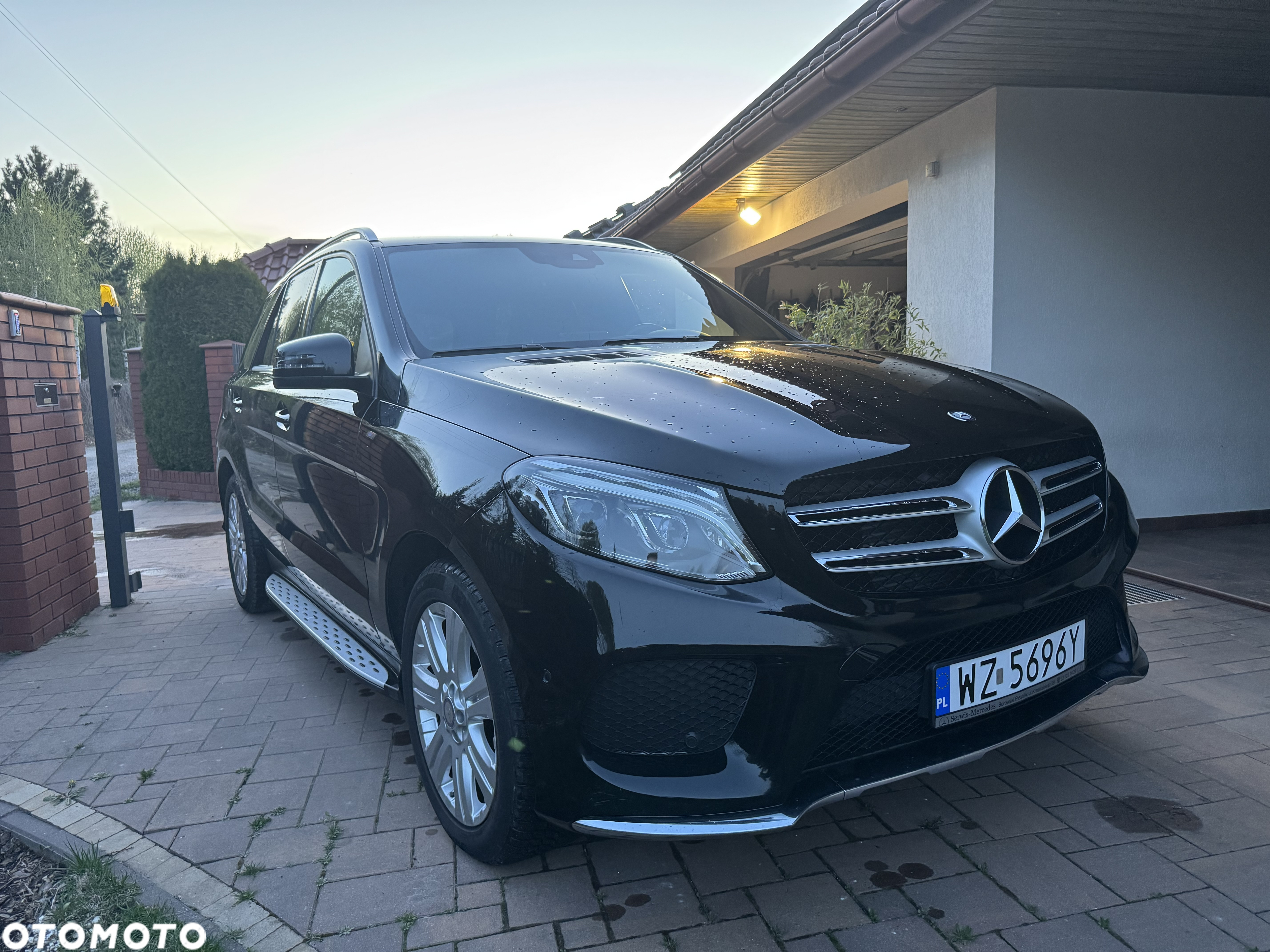 Mercedes-Benz GLE 350 d 4-Matic - 4