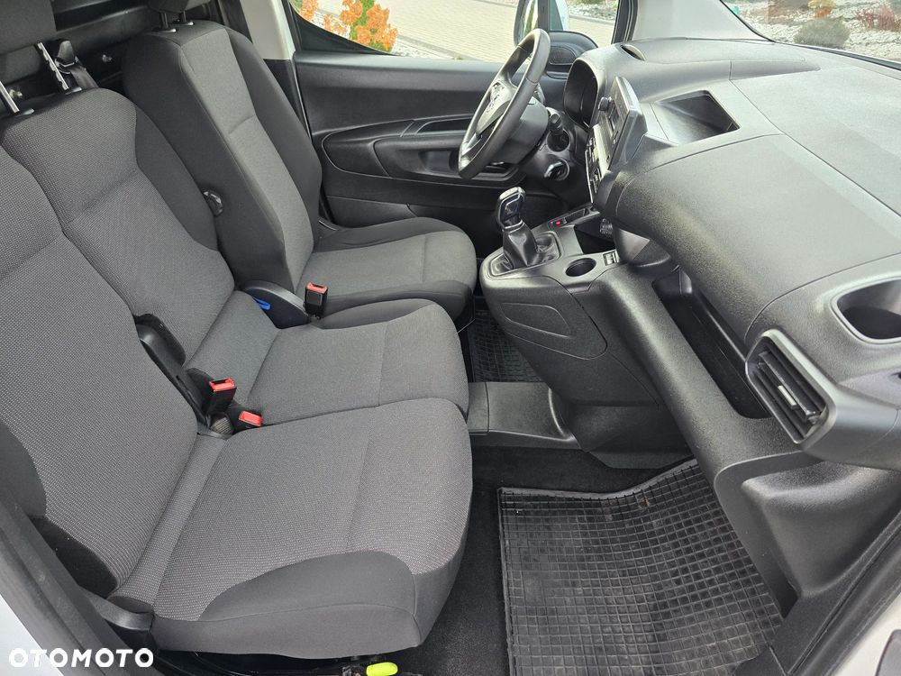 Opel Combo - 16