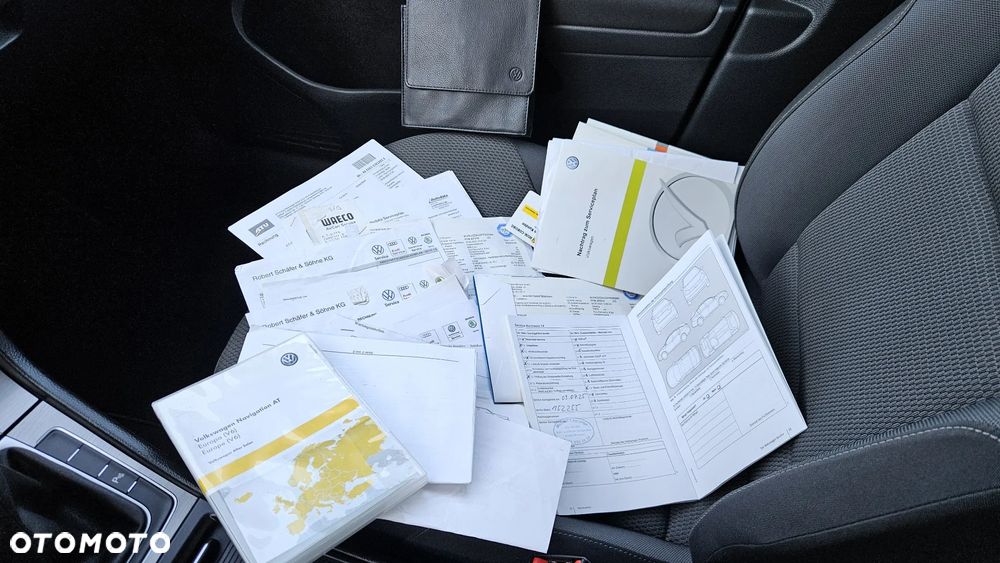 Volkswagen Golf 1.6 TDI BlueMotion Comfortline - 8