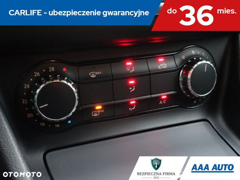 Mercedes-Benz GLA - 18