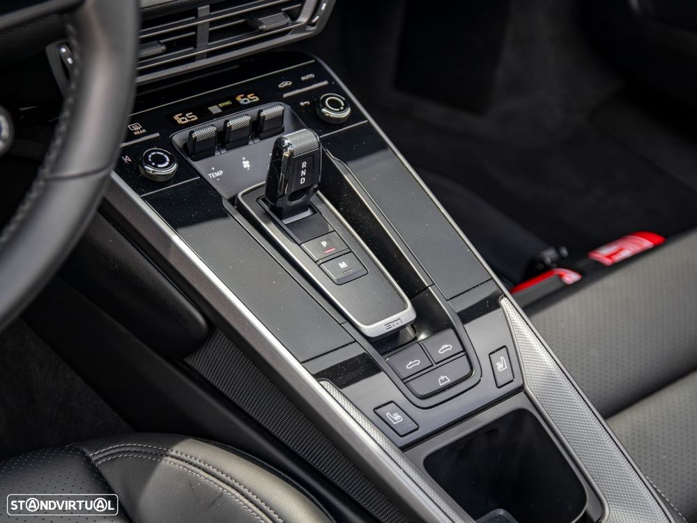 Porsche 911 (992) Carrera Cabriolet PDK - 34